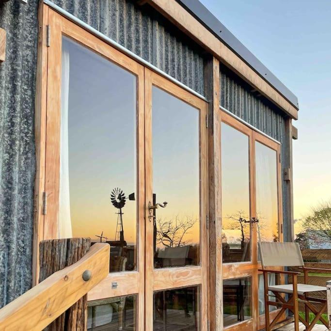 Freefall Hut Hastings Exterior foto